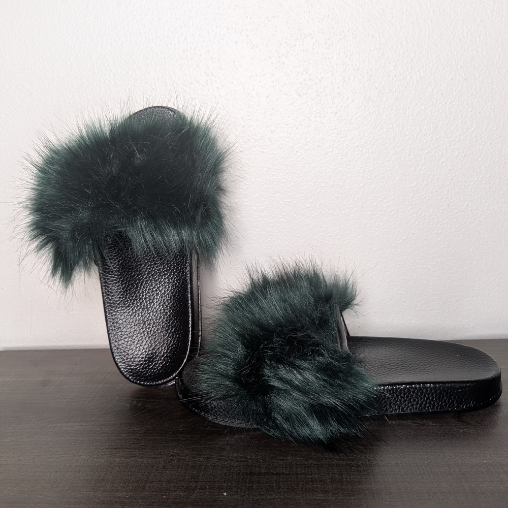 Luxurious Faux Fur Black Slides